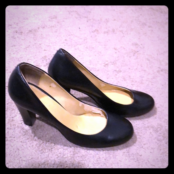 nine west block heel pump